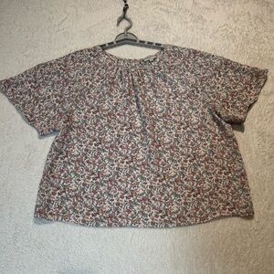 Loft Floral Short Flutter Sleeves Top Size XL
